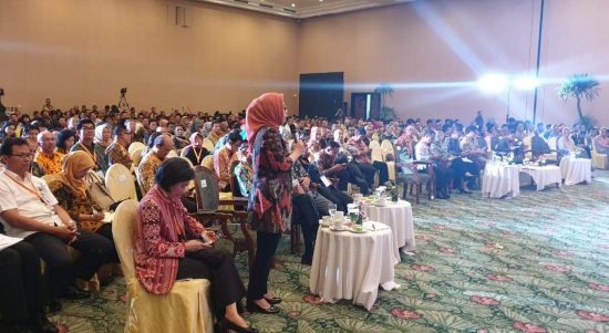 Walikota Kotamobagu dalam kegiatan Penyusuanan Rancangan Awal RPJM Nasional Tahun 2020 2024 digiat oleh Pembangunan Nasional Badan Perencanaan Pembangunan Nasional Republik Indonesia (foto : Istimewa/hms kk)
