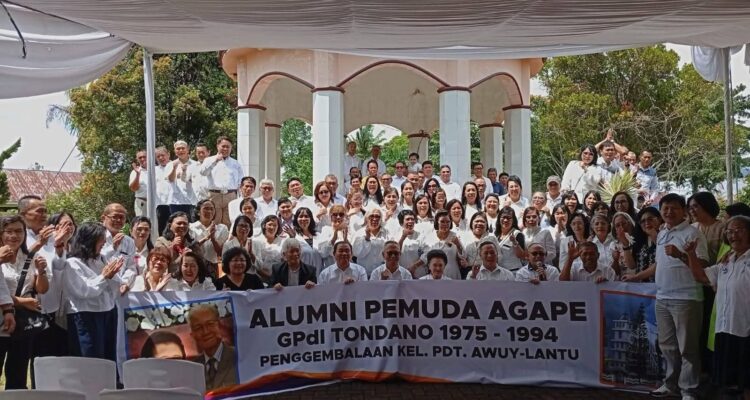 Kegiatan Ziarah Makam Pdt HOH Awuy oleh Alumnus Pemuda Agape Tahun 1975-1994 Rabu 21 Januari 2026 dihadiri Ketua MD GPdI Sulut Pdt Yvone Indria Lantu dan Sekretaris MD Pdt Hany Awuy