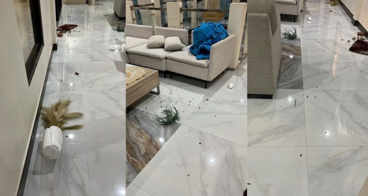 Rumah Pengusaha ZS alias Inal yang dirusak oleh Perempuan yang kemudian diberitakan jadi korban penganiayaan